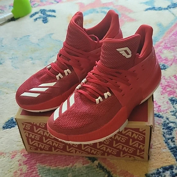 adidas gazelle silver green womens Adidas D Rose Son Of Chi 2 'Team Real Magenta'